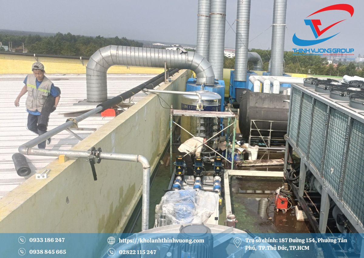Máy làm lạnh chiller công nghiệp